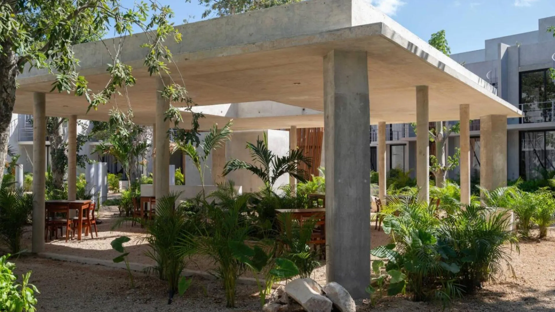 301 Seremonia Selva Private Pool New Apartment King Size Wifi Tulum
