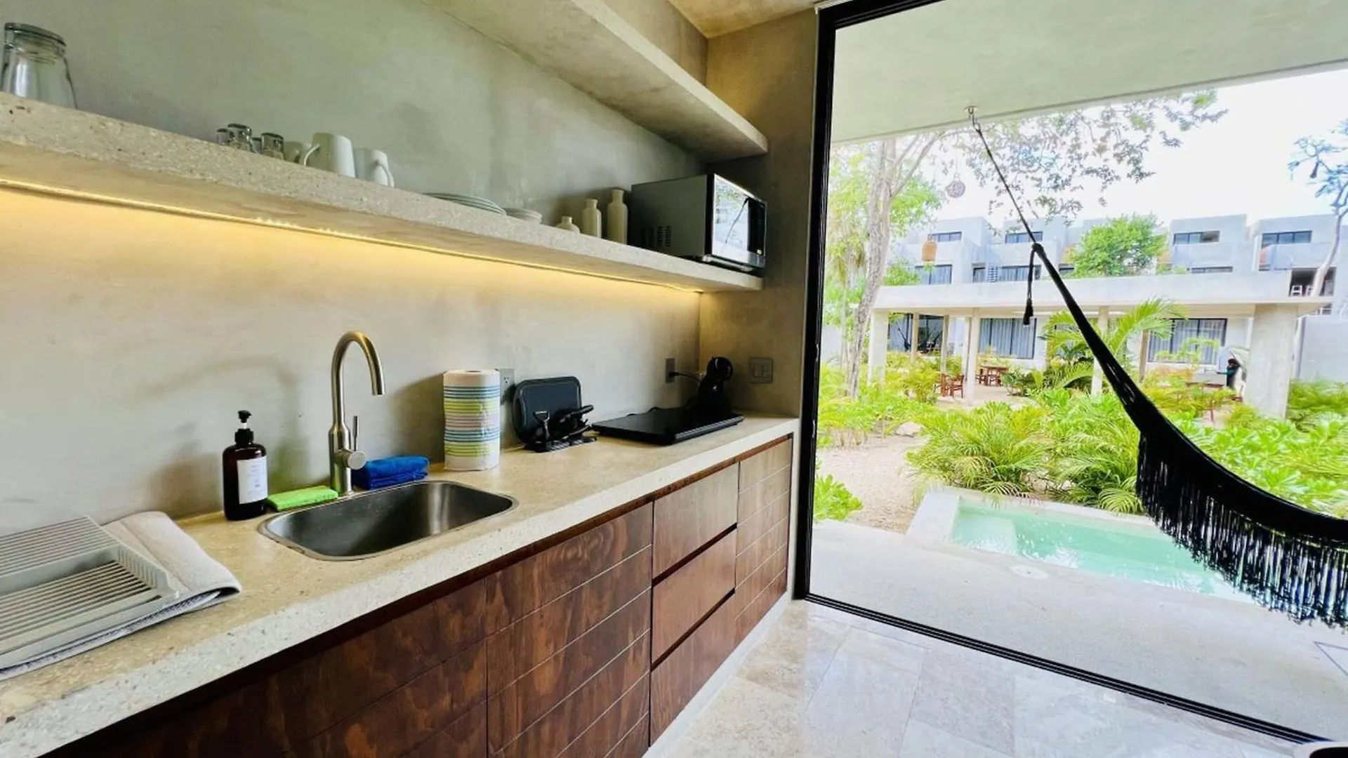 301 Seremonia Selva Private Pool New Apartment King Size Wifi Tulum